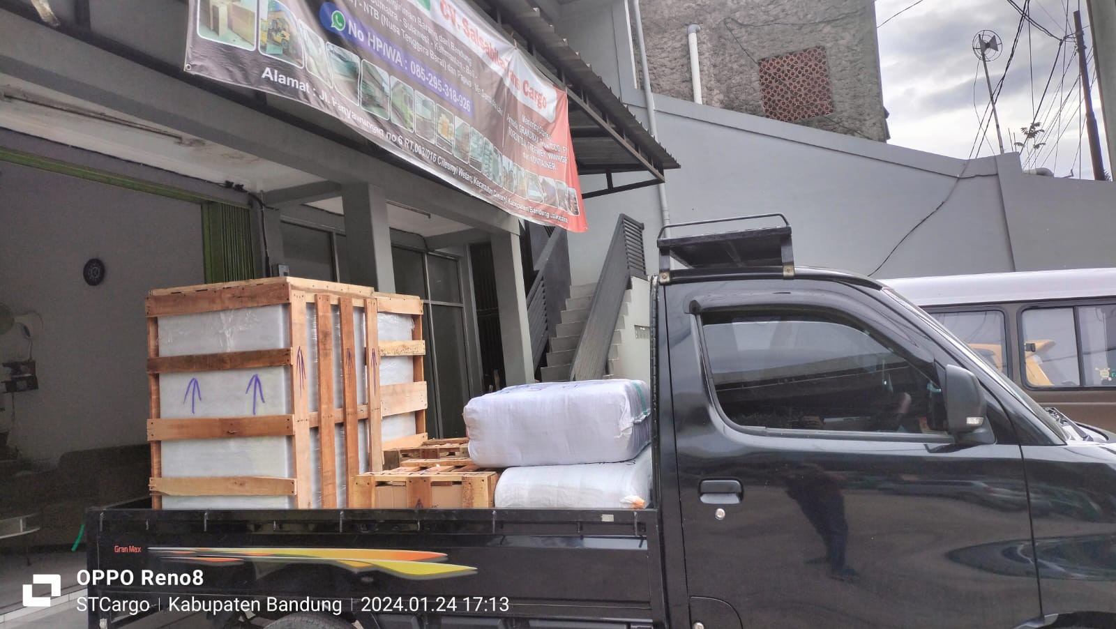 Pengiriman barang Bandung